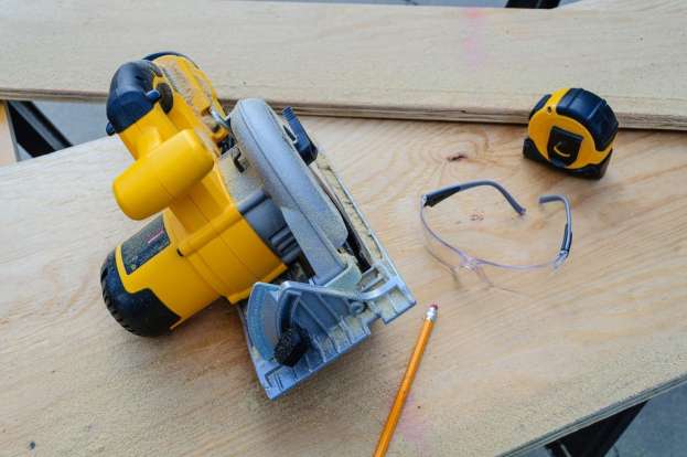 Why Does My Circular Saw keep Stopping?